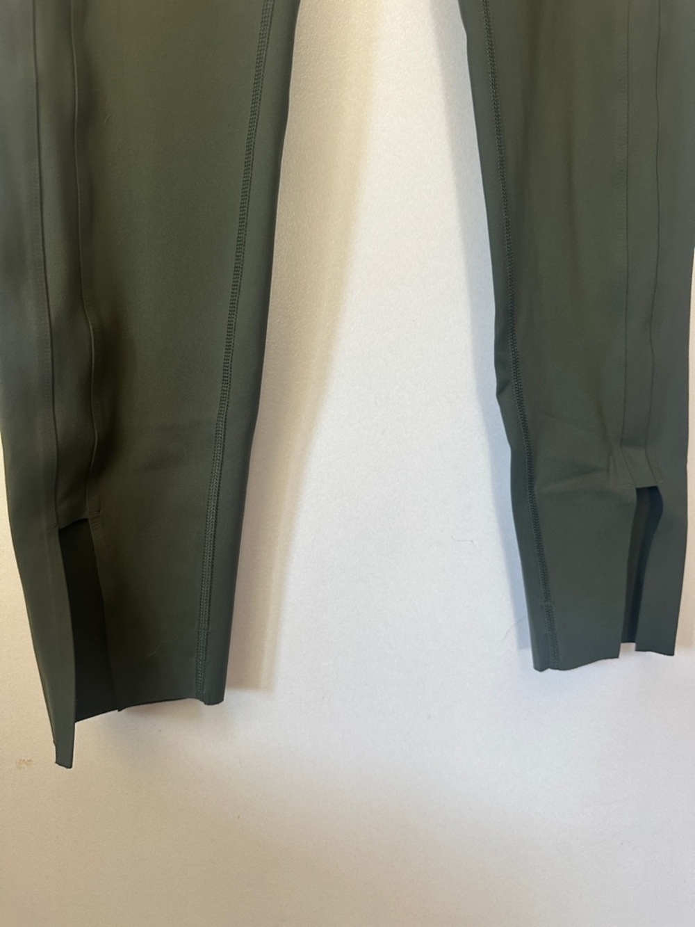 High-Waist Olive Green Sculpting Leggings - Picture 4 of 7